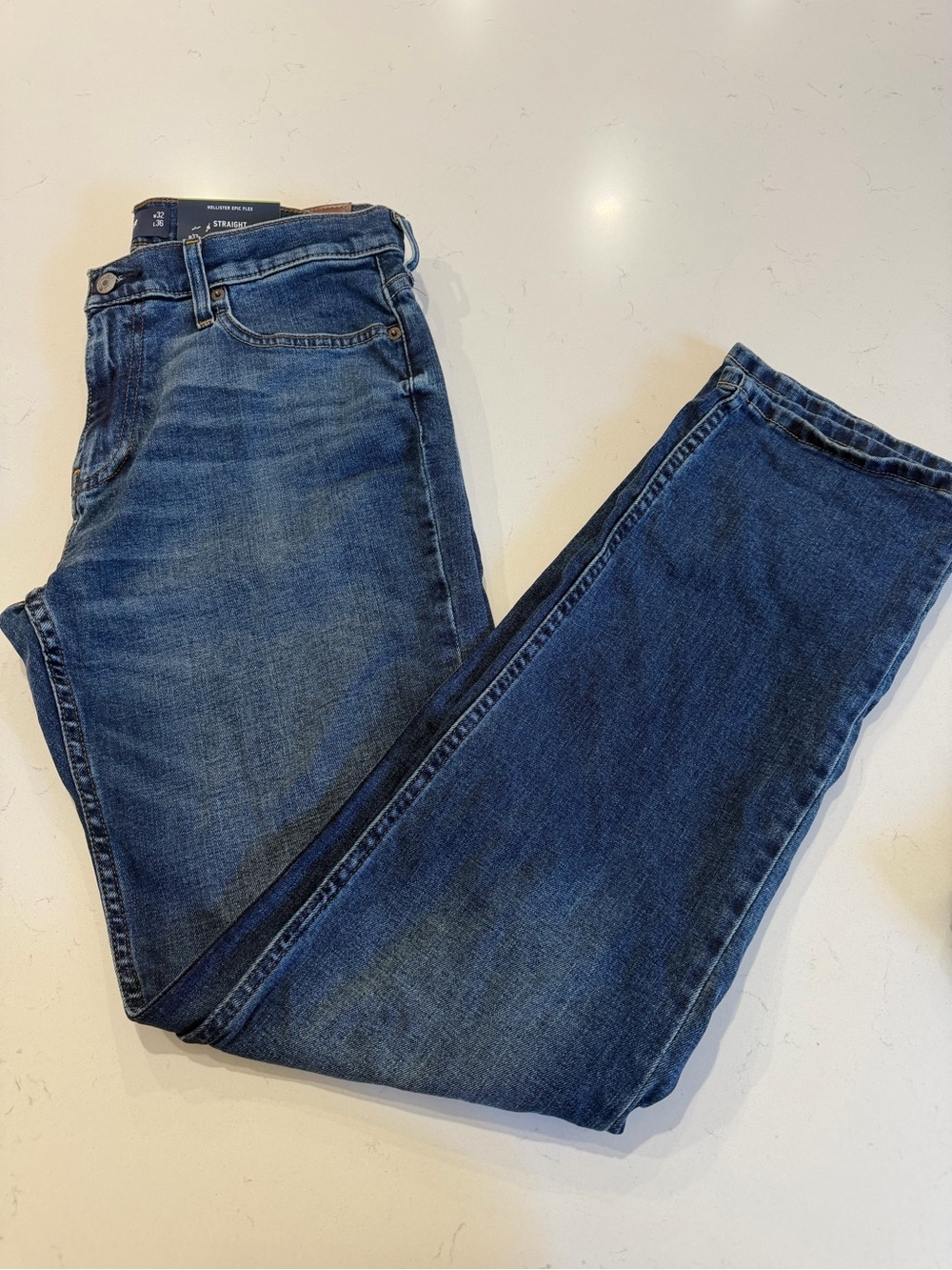 NWT Hollister Epic Flex Straight Jeans Men’s 32x36 Medium Wash